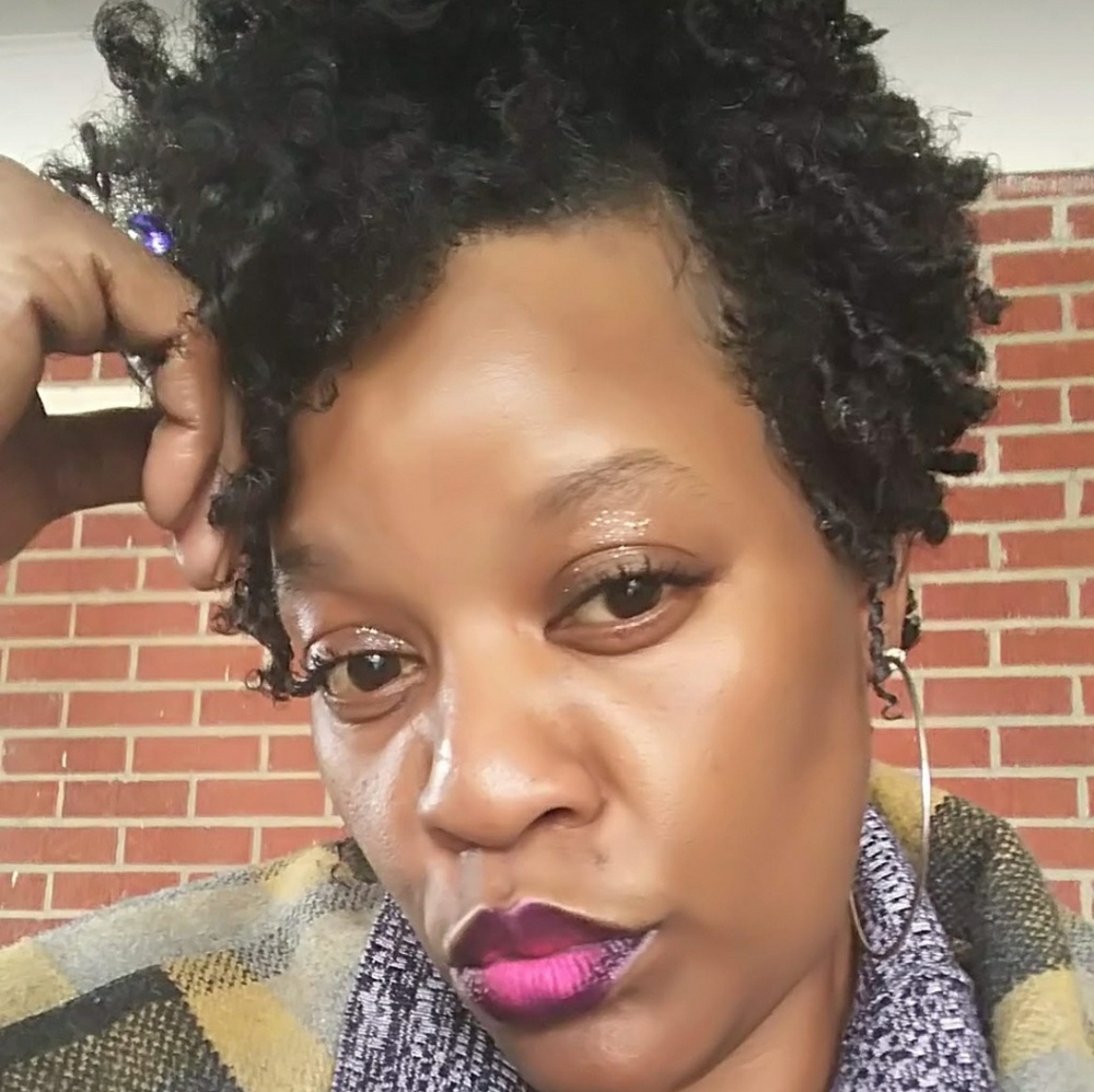 Meet your Posher, Malinda